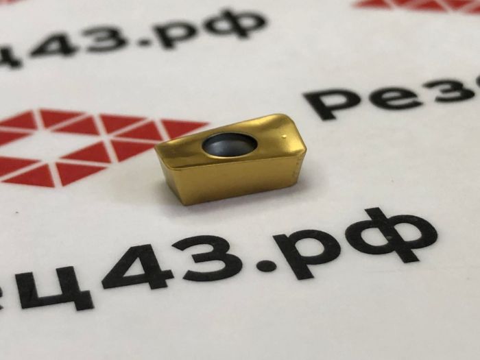 Пластина APMT1135PDER-H2 LY5320