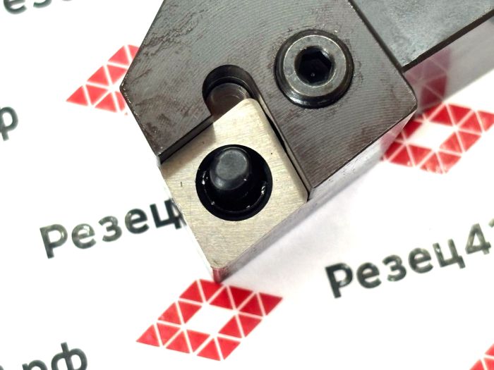 Резец наружного точения PCLNR2525M12