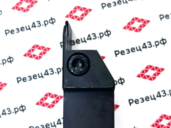 Резец отрезной канавочный ZQ2525R-2