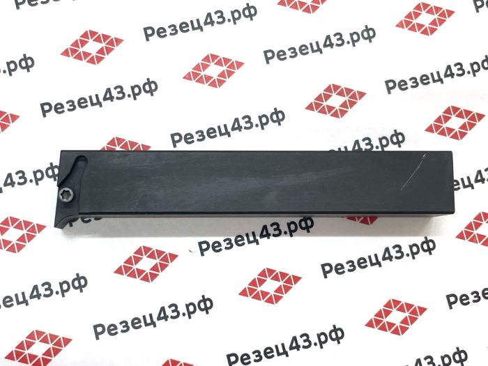 Резец наружного точения SVUCR1616H11