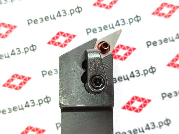 Резец наружного точения MVQNL2525M16