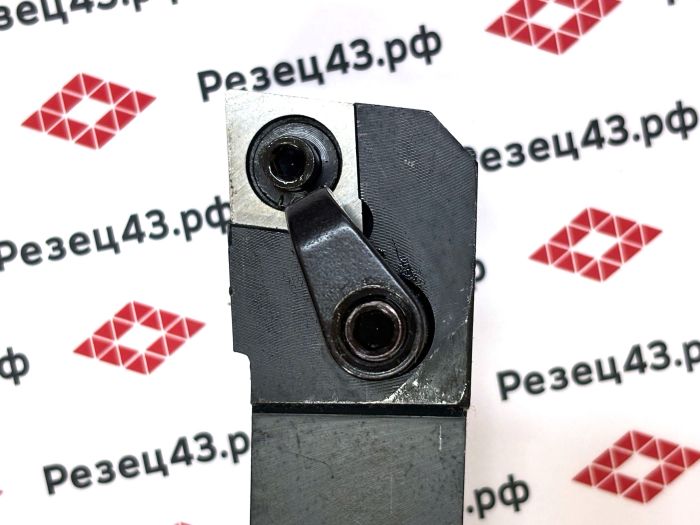 Резец наружного точения MCLNR2525M16