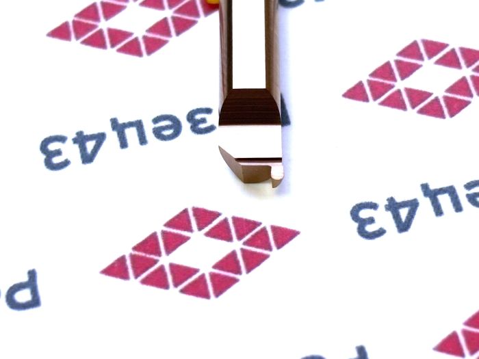 Мини резец MZR5-R0.5-L22