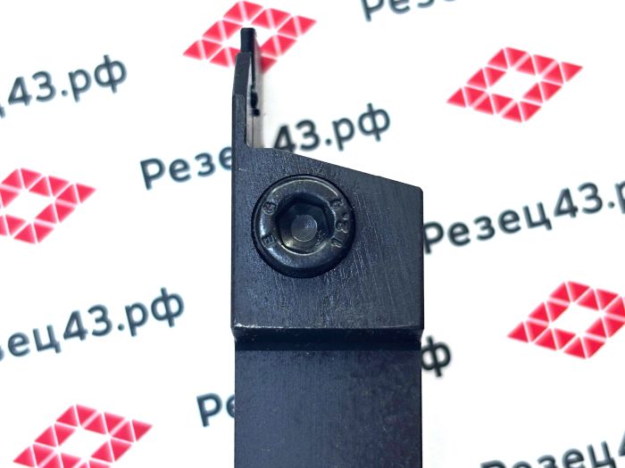 Резец отрезной канавочный ZQ2020R-2