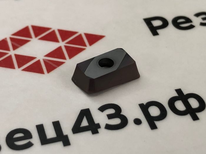 Пластина APMT1135PDER-M2 LY9060