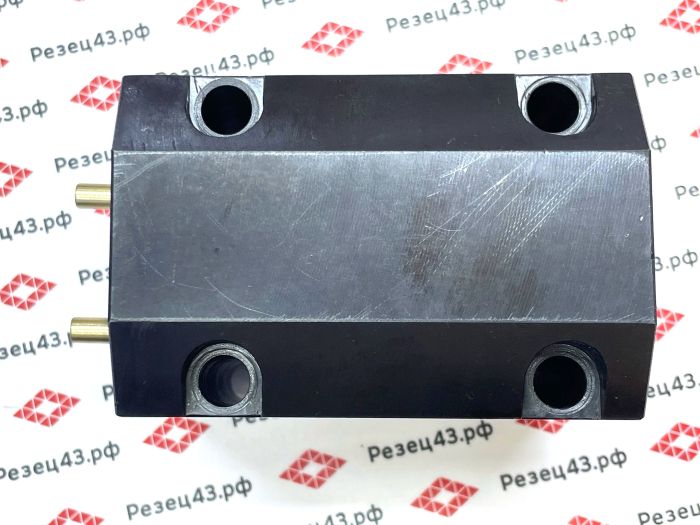 Блок для расточных резцов BMT40-B32x60