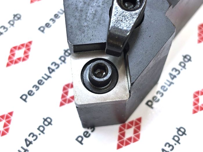 Резец наружного точения MSSNR4040R19