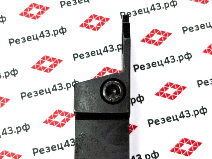 Резец отрезной канавочный MGEHL2525-4T30
