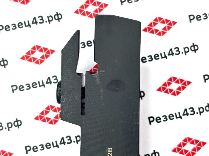 Резец отрезной канавочный MGEHL2525-6