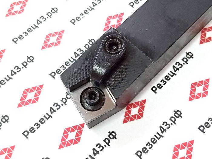 Резец наружного точения MSBNR2525M15