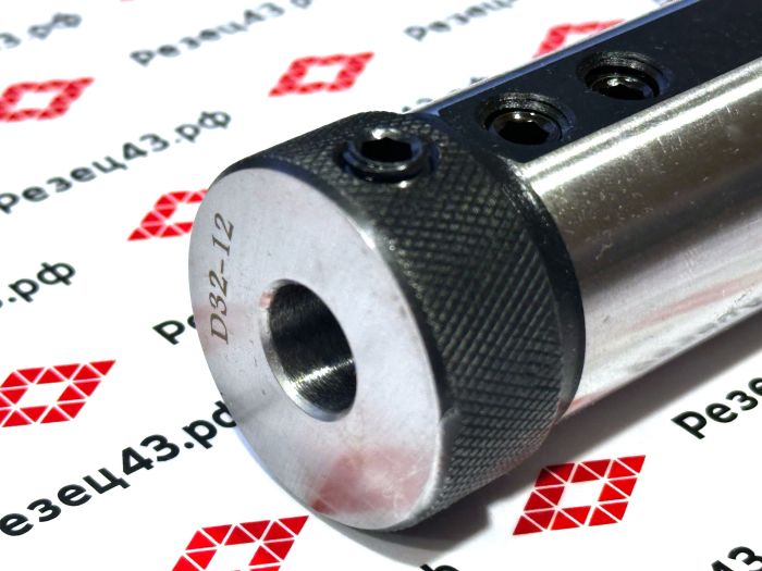 Переходная цилиндрическая втулка D32-D12