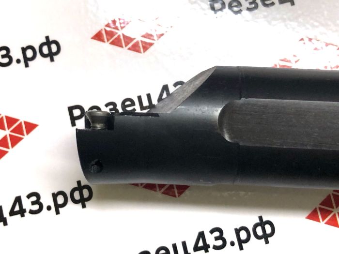 Резец внутреннего точения S32T-SCLCR09