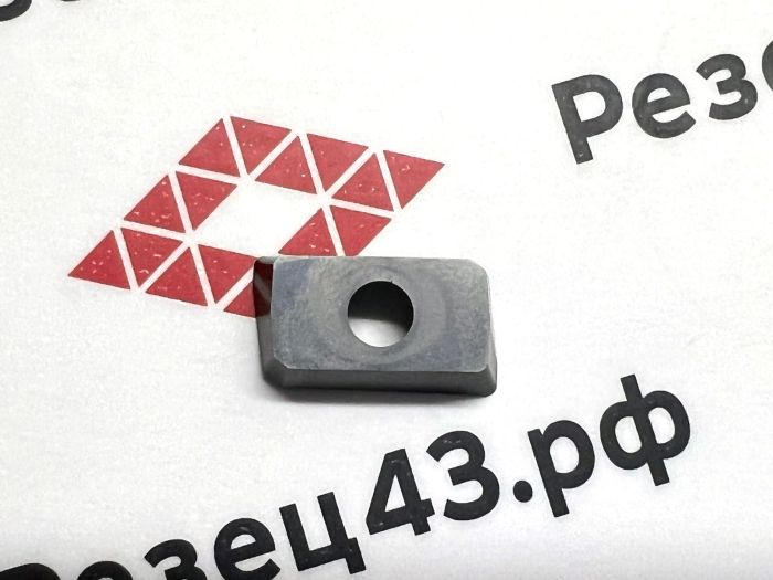 Пластина APMT1604PDER-M2 LY9060