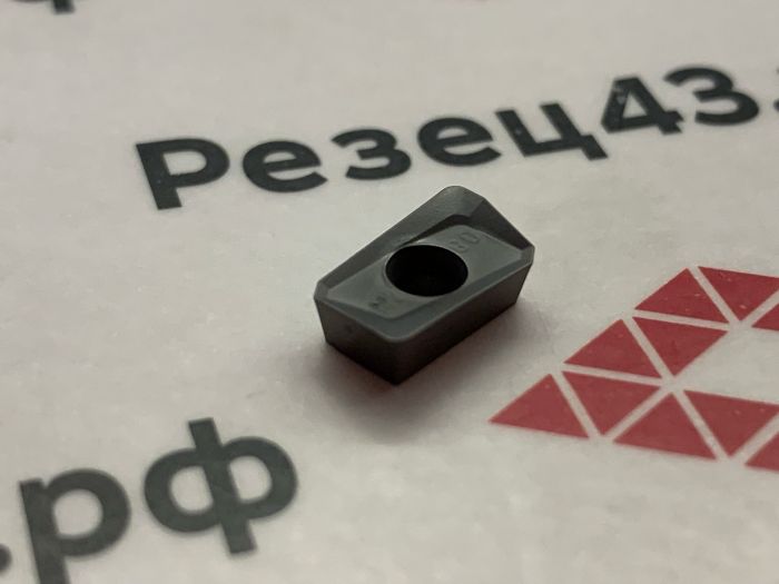 Пластина APMT1135PDER-M2 RZ6018
