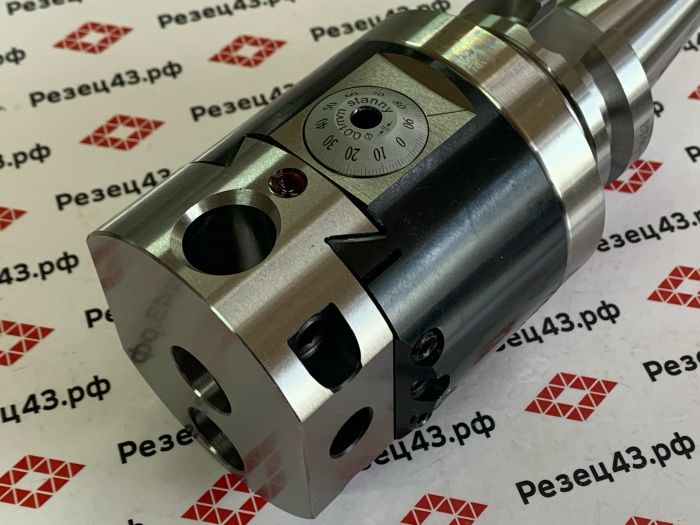 Расточная головка BT40 (ISO40) NBH2084 с набором резцов SBJ 8 шт под сменные пластины, в кейсе