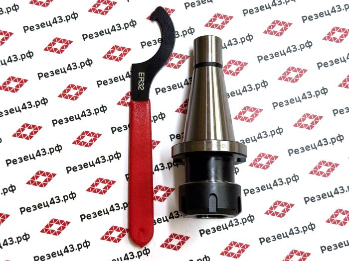 Цанговый патрон NT40 с ключом и набором цанг ER32 в кейсе (NT40-ER32-18PCS)