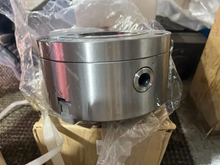 Патрон самоцентрирующийся 3-х кулачковый 200 мм УК5 (K11-200/C5)